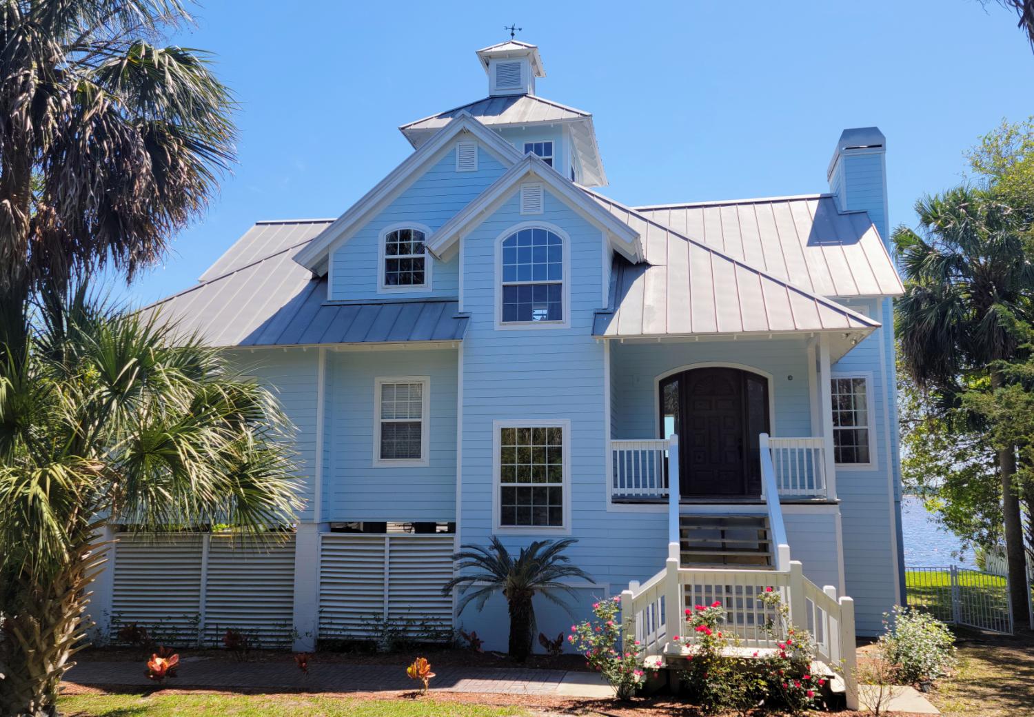 Hardie fiber-cement siding on a coastal home in Clay County