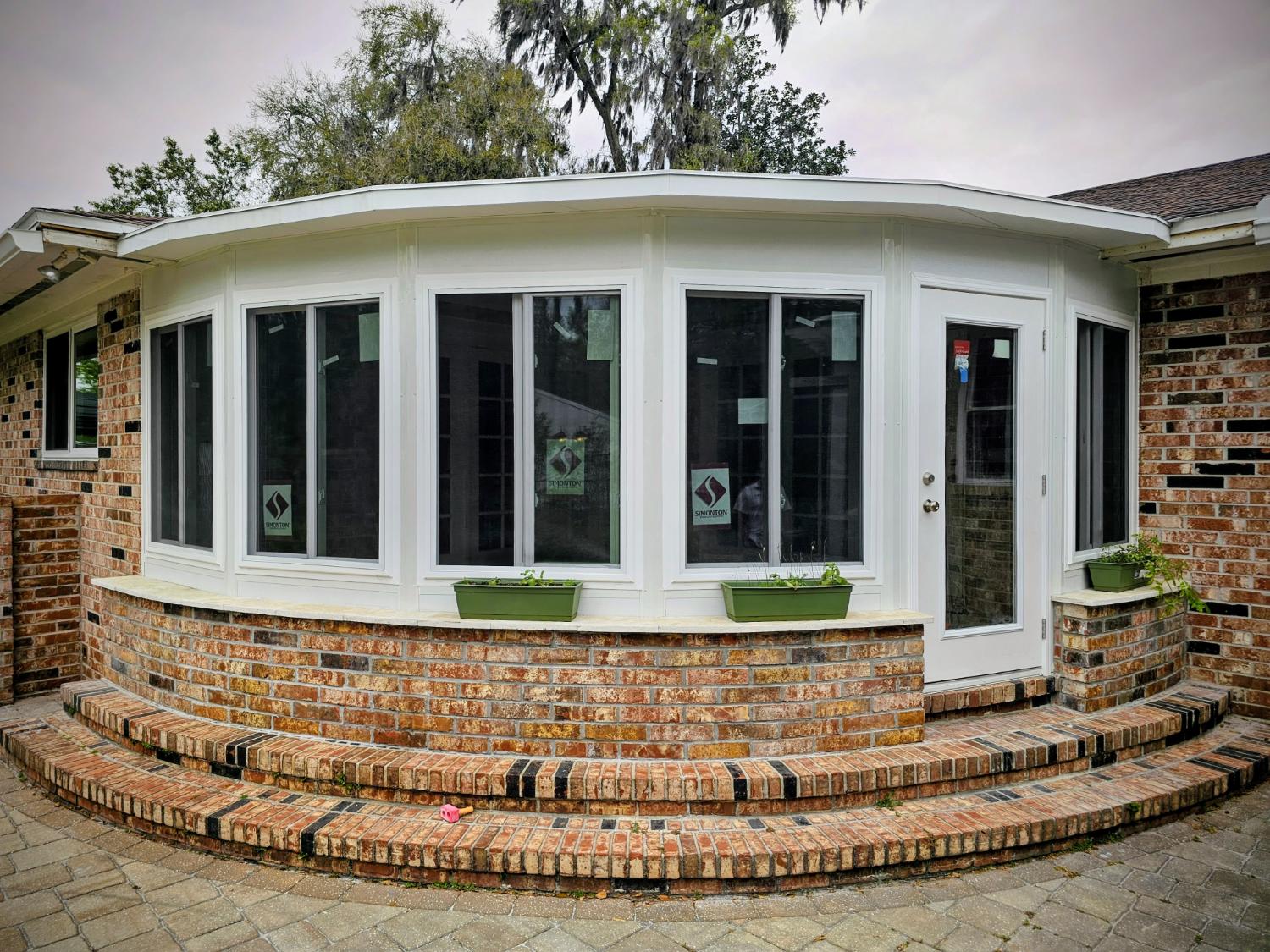 Bay sunroom